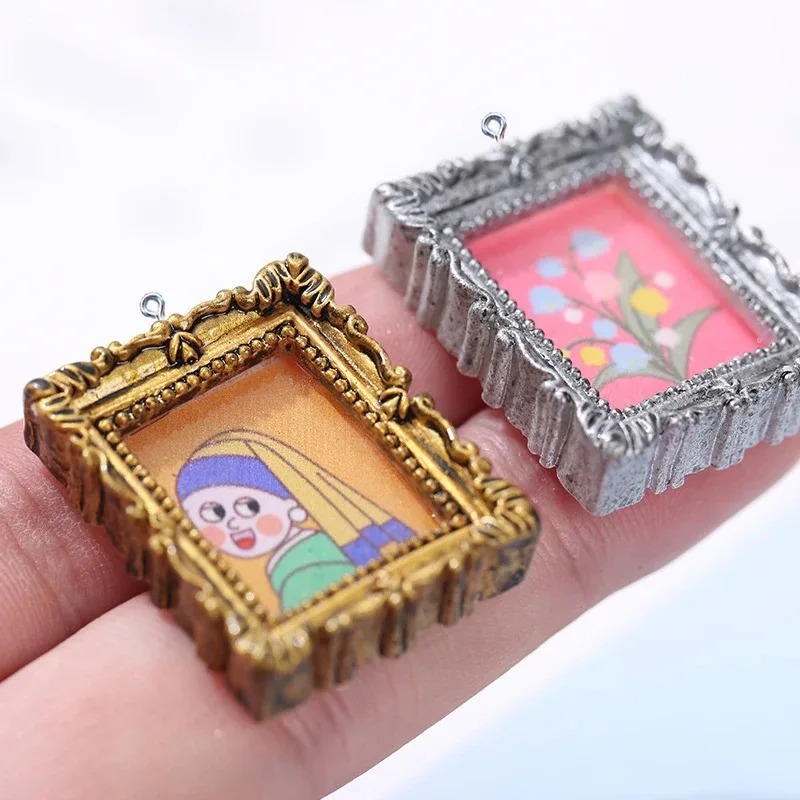 Vintage Jewelry Collection - 10 قطع من الحلي الزجاجية المسطحة