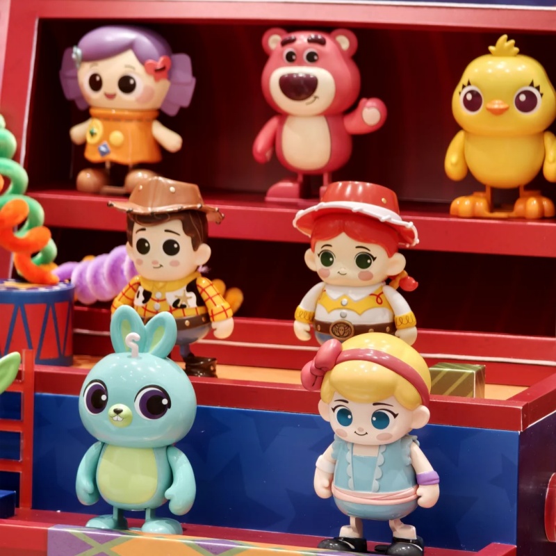 Vintage Disney Collectible - مجسمات ديزني بيكسار توي ستوري الأصلية