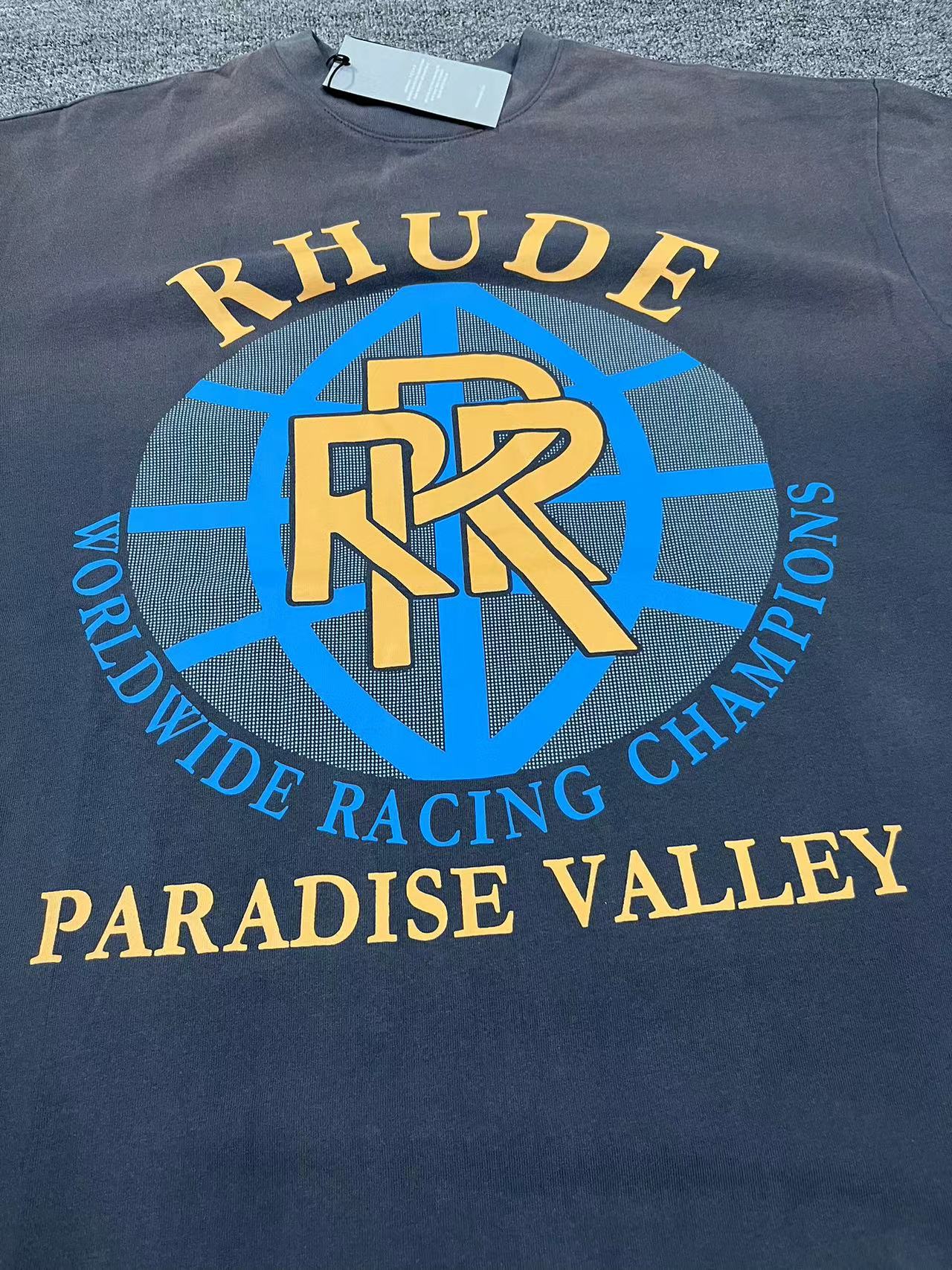 تي شيرت ريترو أمريكي مغسول بطب - مراجعة Collectible Vintage T Shirts وسعره