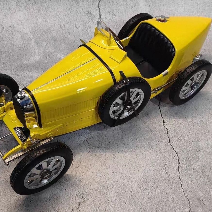 نموذج سيارة بوجاتي T35 الكلاسي - مراجعة Vintage And Collectible وسعره